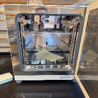 VWR Gravity Convection Oven image 0